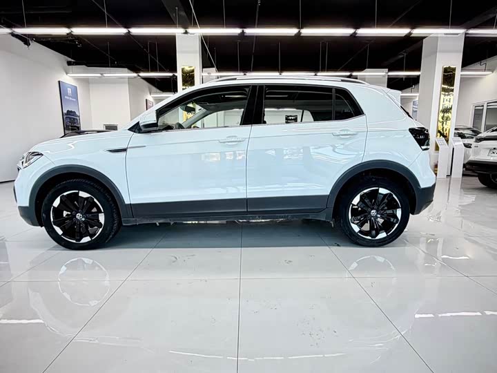 Volkswagen Tacqua 2021 2021款 1.5L 自动 悦智联版