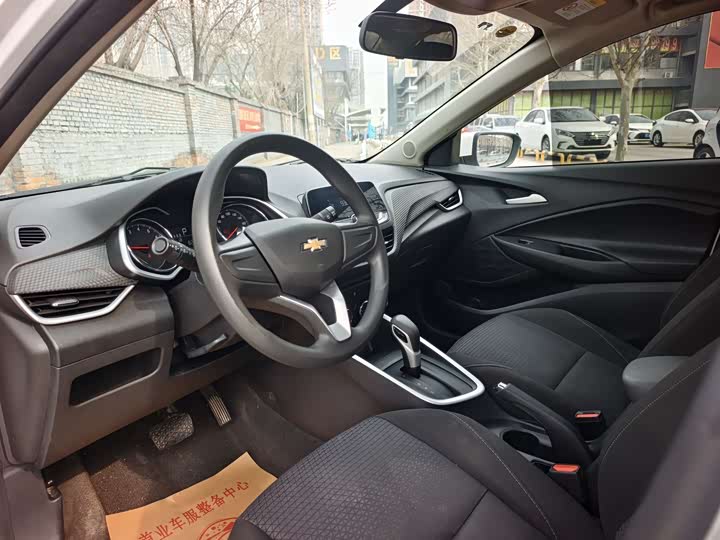 Фото 5 - Chevrolet Onix (Cavalier)