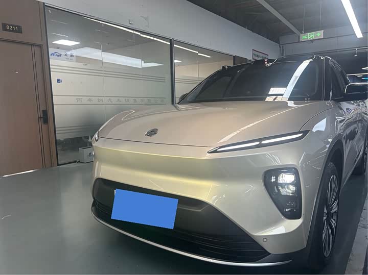 Photo 1 - Nio ES8