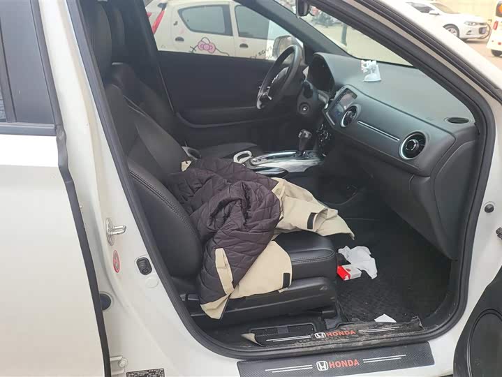 Фото 8 - Honda XR-V