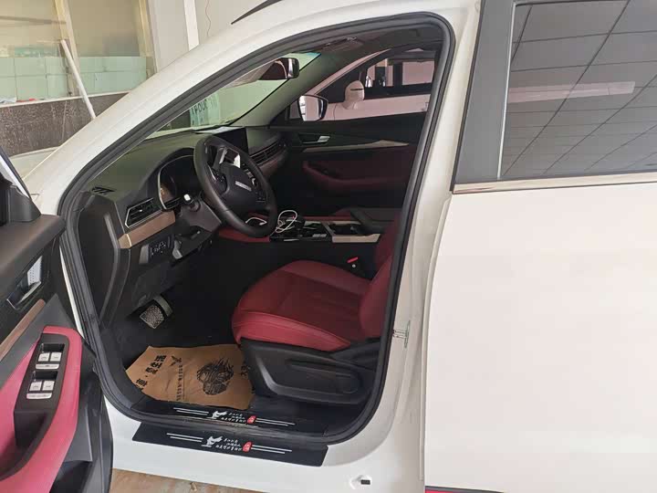 Фото 2 - Jetour X70