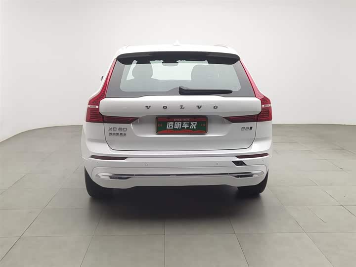 Фото 4 - Volvo XC60