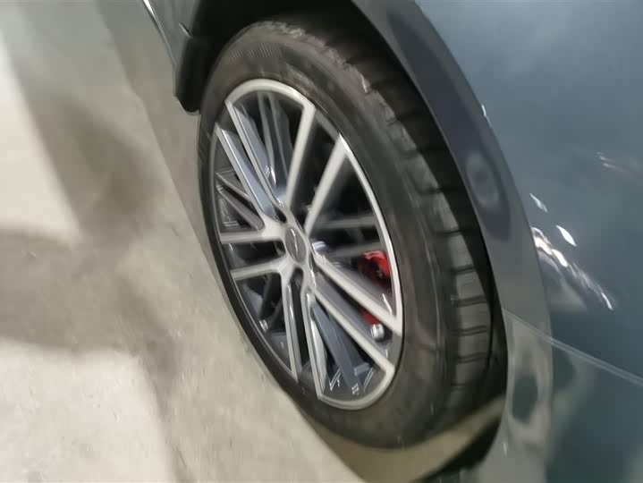 Фото 6 - Geely Preface