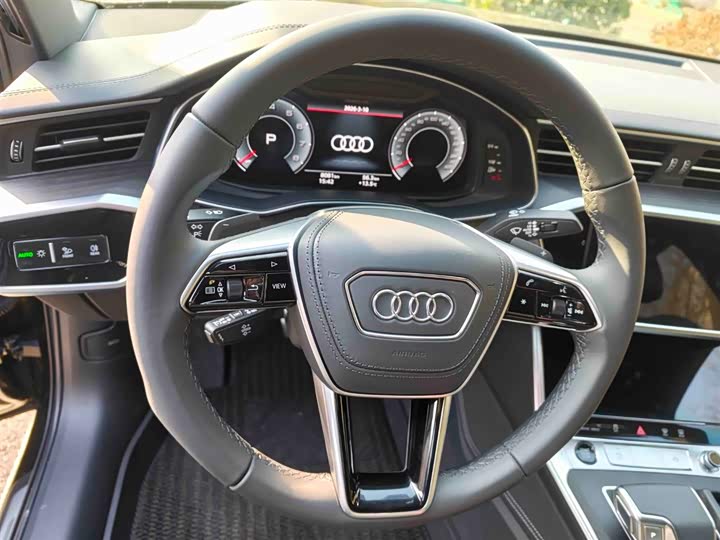 Фото 7 - Audi A6L