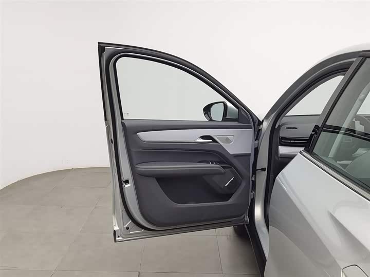 Photo 8 - Bestune 03