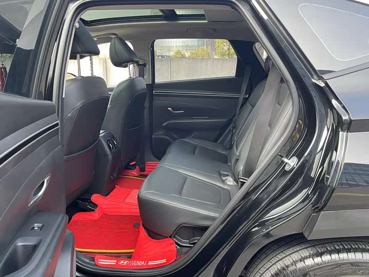 Фото 9 - Hyundai Tucson L