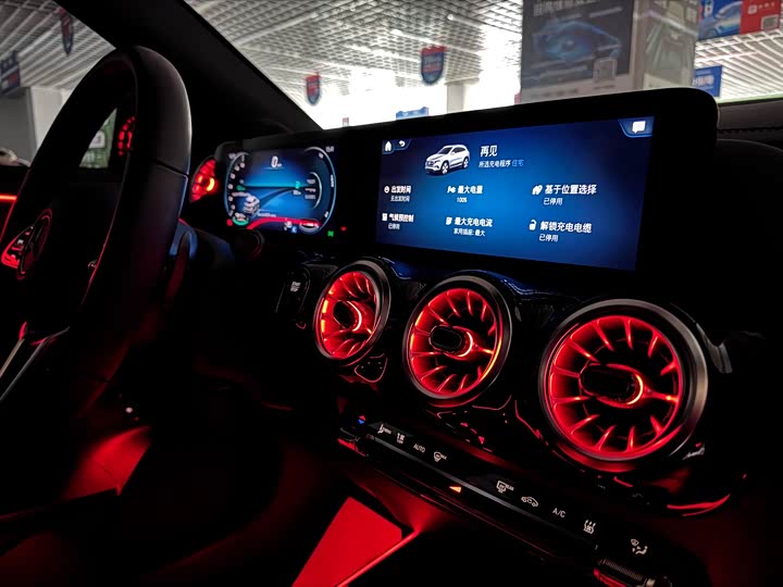 Фото 9 - Mercedes-Benz EQA