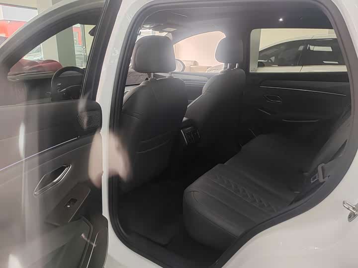 Фото 7 - BYD Song L DM-i Hybrid