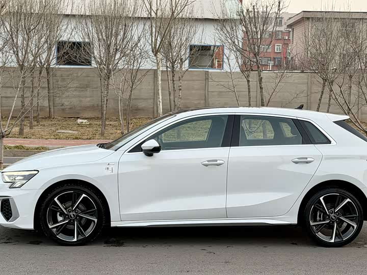 Фото 4 - Audi A3