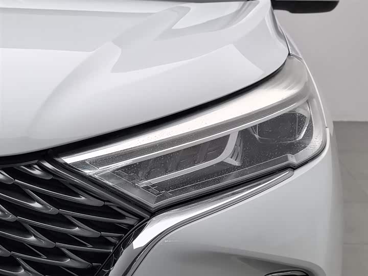 Фото 7 - Haval M6