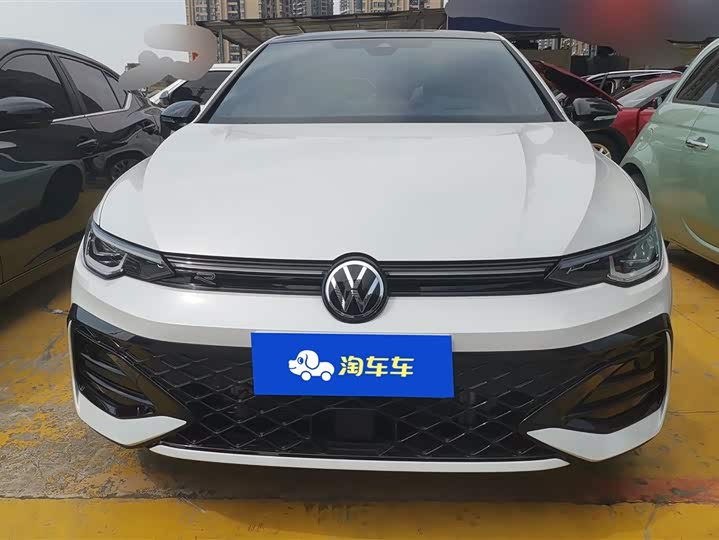 Photo 2 - Volkswagen Golf