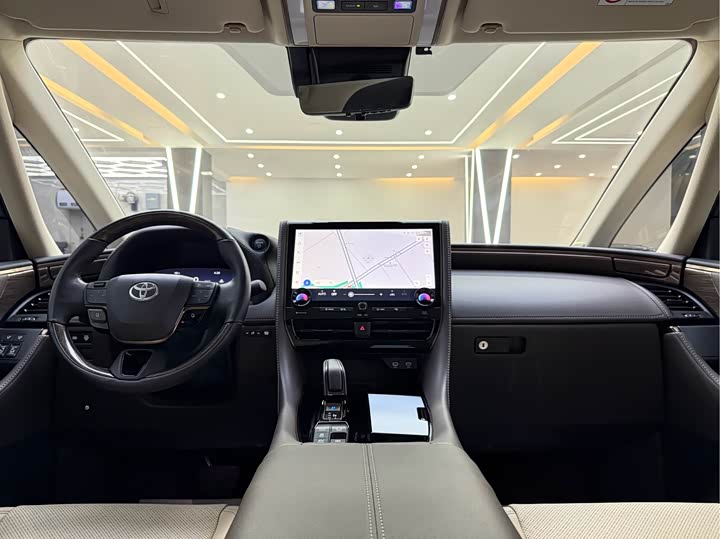 Photo 8 - Toyota Alphard