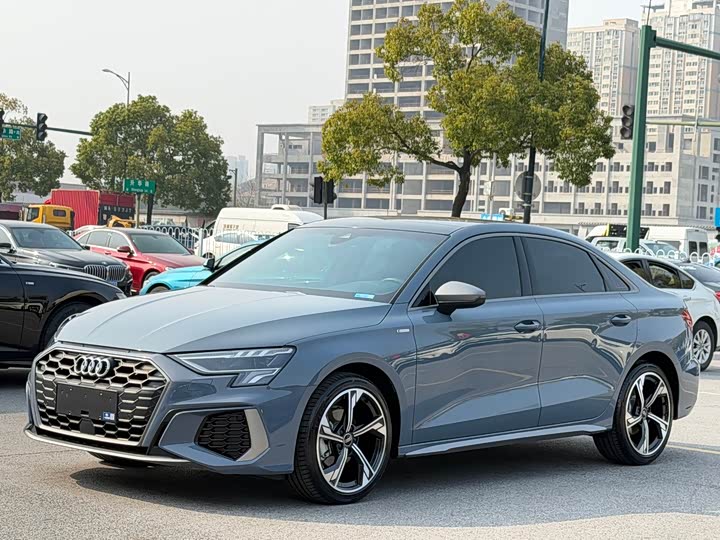 Фото 1 - Audi A3