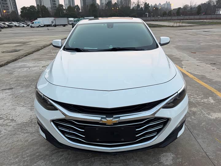 Фото 2 - Chevrolet Malibu XL