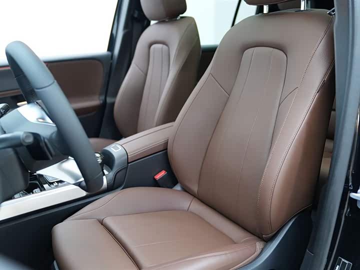 Фото 8 - Mercedes-Benz GLB-Class