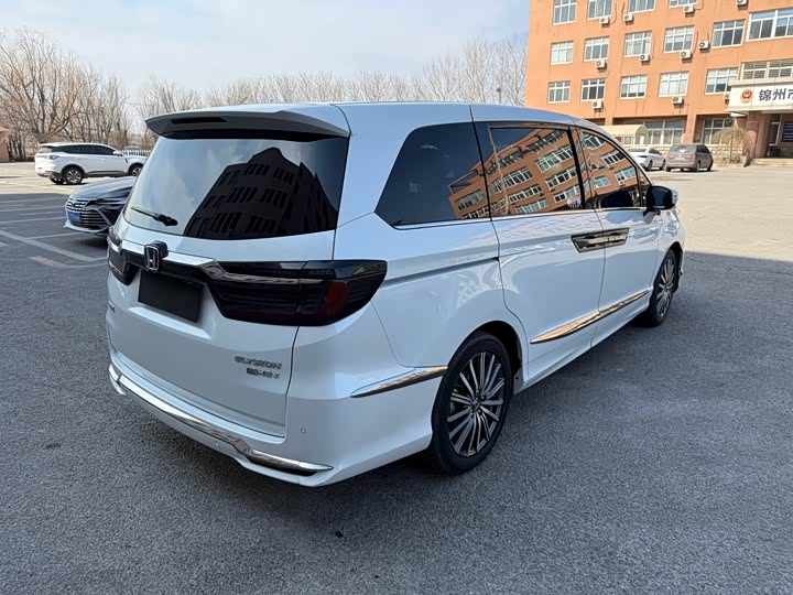 Фото 7 - Honda Elysion