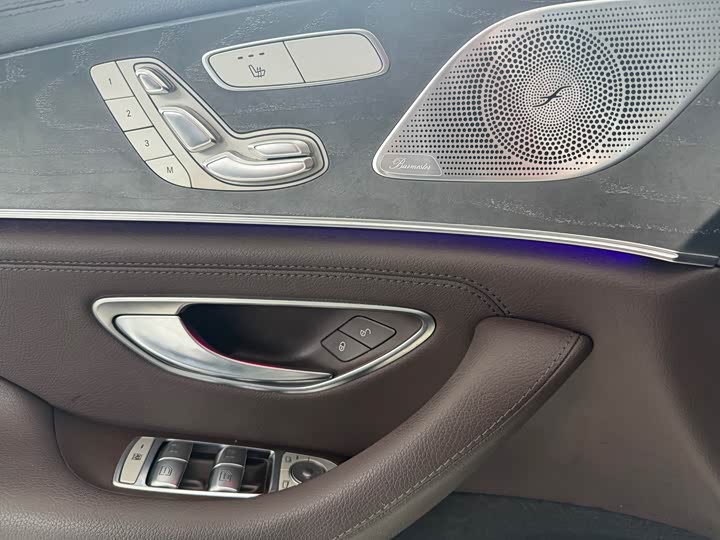 Photo 5 - Mercedes-Benz CLS-Class