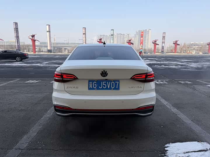 Фото 9 - Volkswagen Lavida