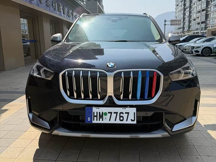 Фото 2 - BMW X1