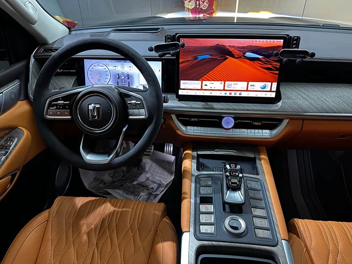 Фото 8 - Tank 500 Hybrid