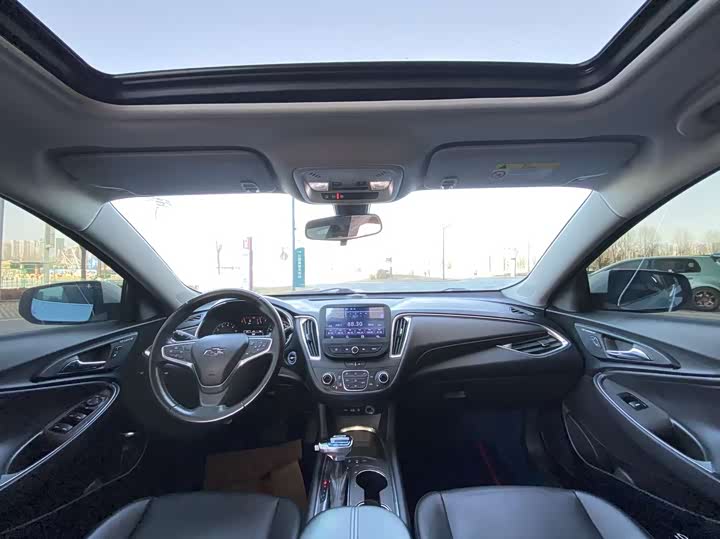 Фото 8 - Chevrolet Malibu XL