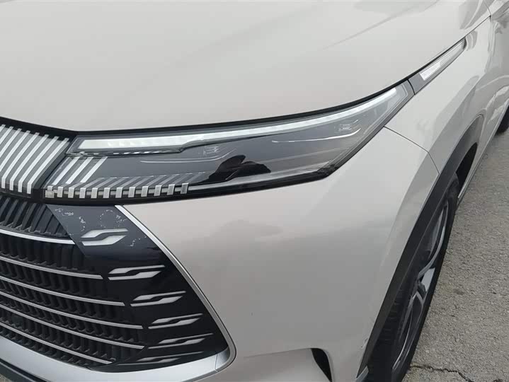 Photo 5 - BYD Frigate 07