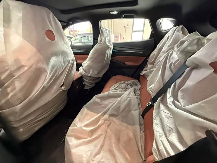 Фото 7 - Changan X5 Plus