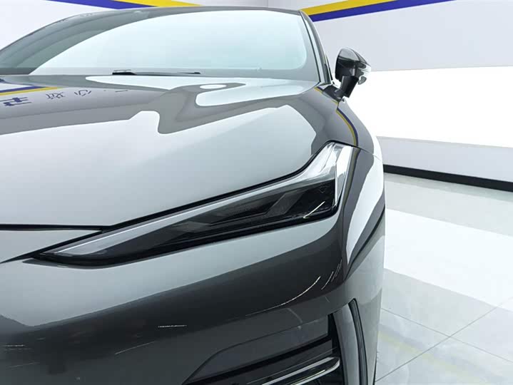 Фото 5 - Geely Galaxy E8