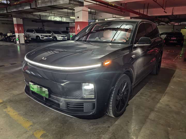 Фото 1 - LiXiang L8