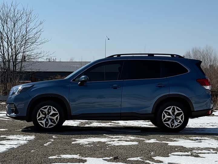 Photo 3 - Subaru Forester