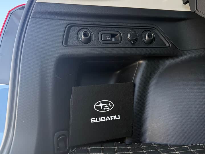 Photo 7 - Subaru Forester