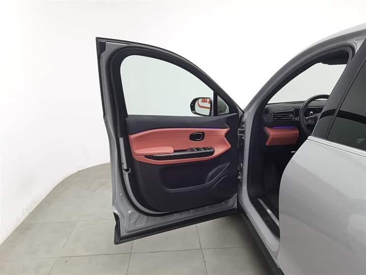 Фото 8 - Nio EC6