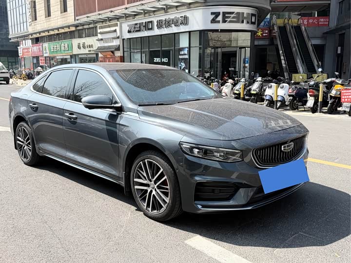 Фото 3 - Geely Preface