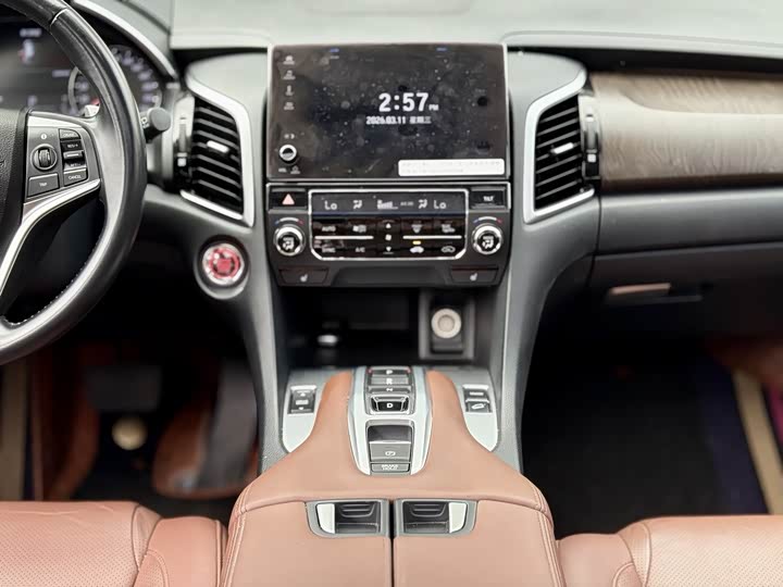 Фото 9 - Honda Avancier