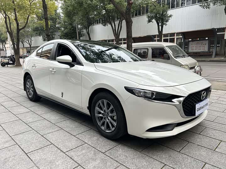 Photo 8 - Mazda 3 (Axela)