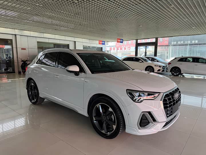 Фото 3 - Audi Q3