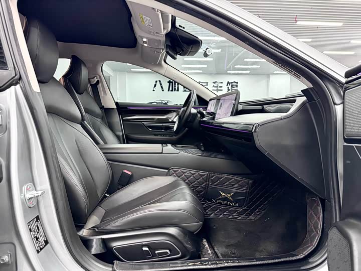 Фото 9 - XPeng P7