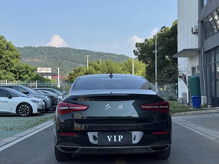 Фото 8 - Hongqi H5