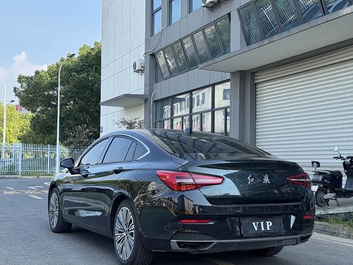 Фото 9 - Hongqi H5