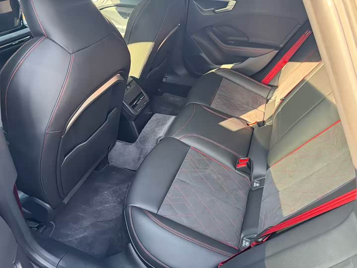 Фото 4 - Audi A5L Sportback