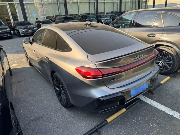 Фото 9 - Audi A5L Sportback