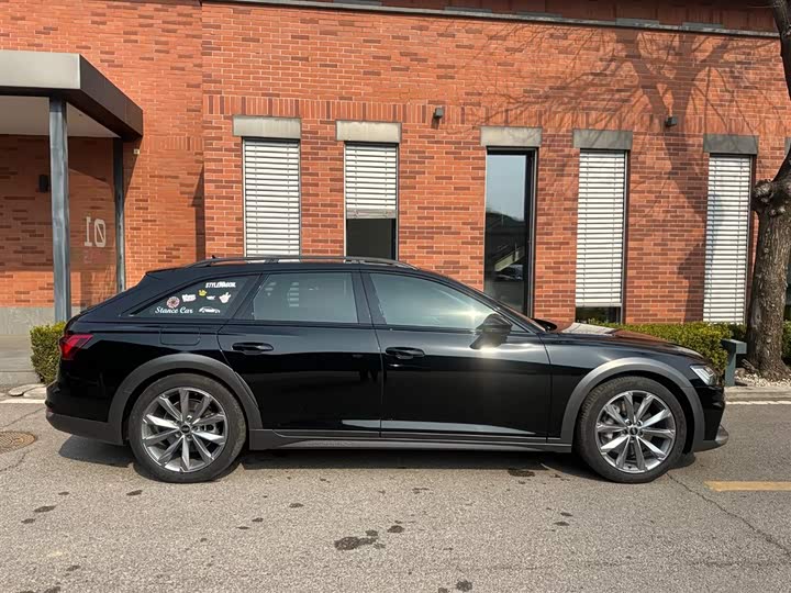 Фото 3 - Audi A6