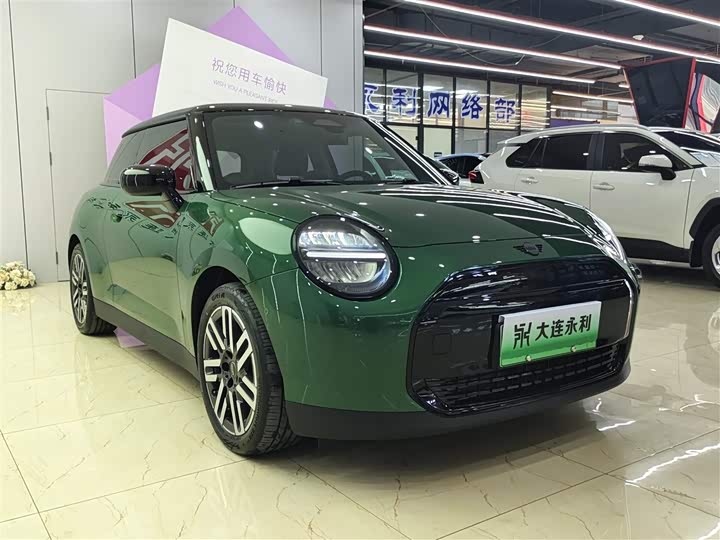 Фото 3 - Mini Cooper