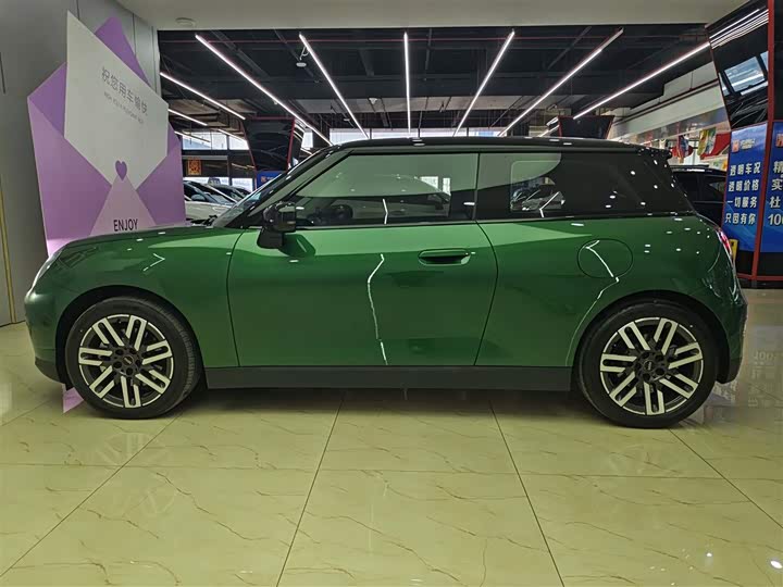 Фото 7 - Mini Cooper