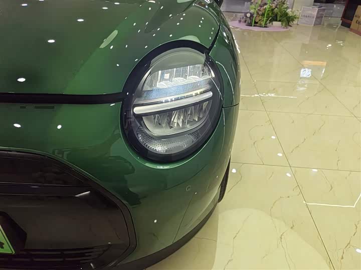 Фото 9 - Mini Cooper