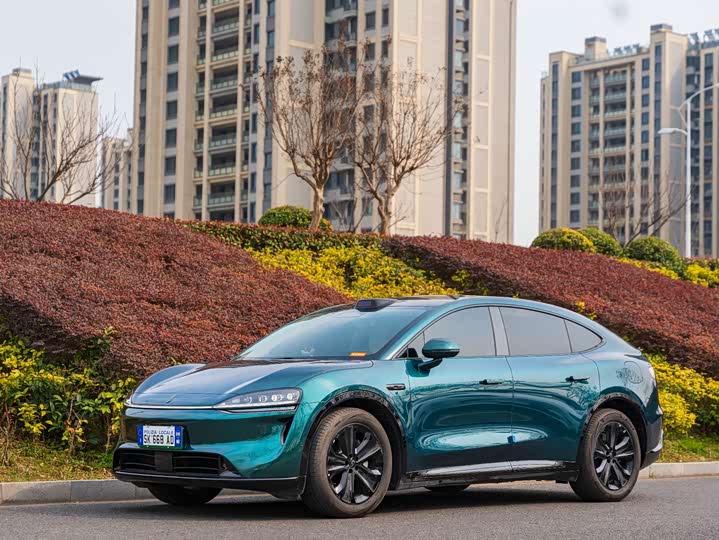 Фото 1 - Luxeed R7