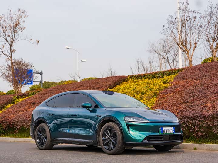 Фото 3 - Luxeed R7