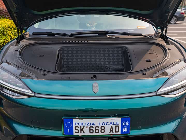 Фото 8 - Luxeed R7