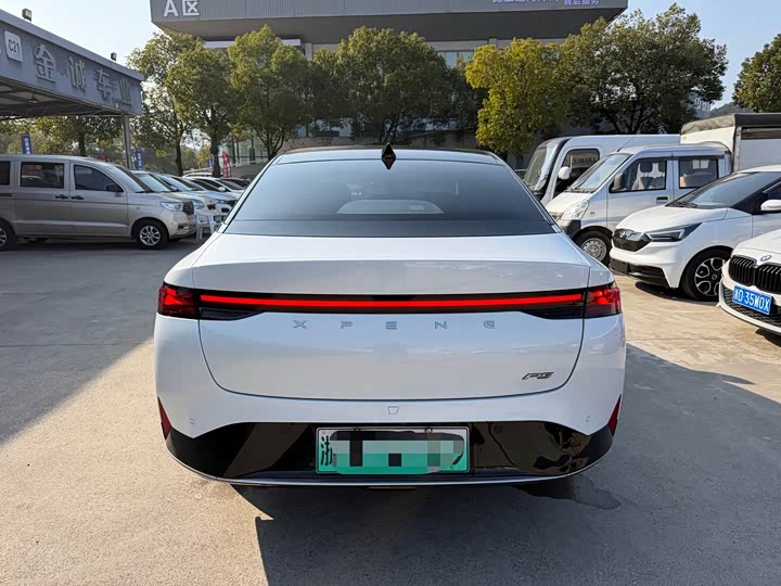 Фото 8 - XPeng P5