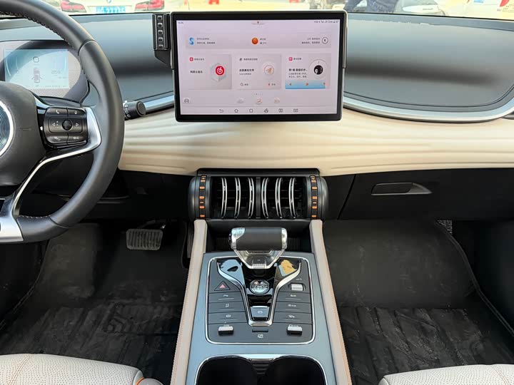 Фото 8 - BYD Yuan Plus